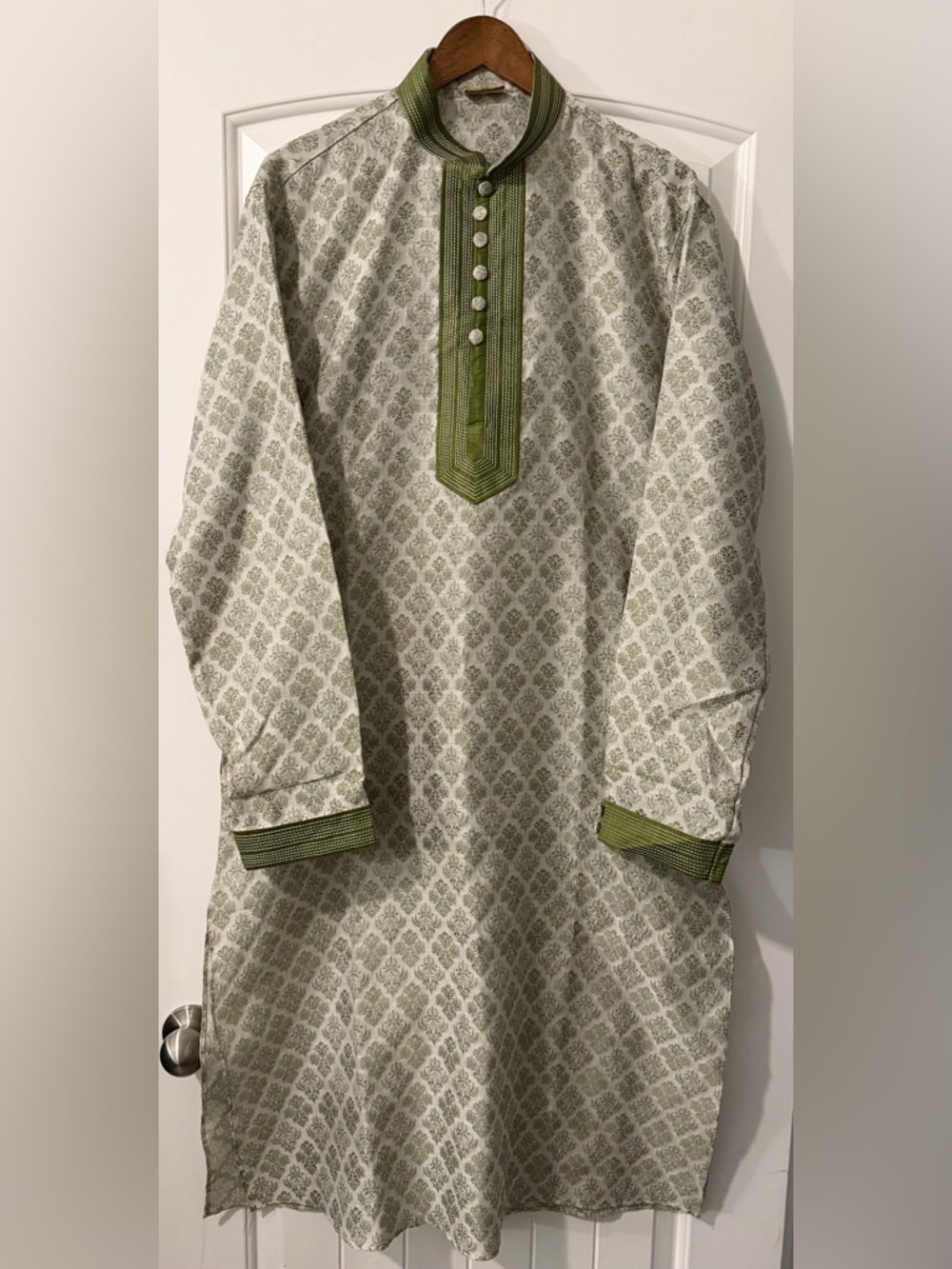 Green Trim Printed Kurta